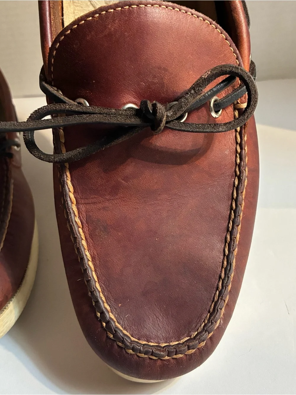 L.L. Bean Men's 8.5 Moccasins Hand Sewn Boat Shoes Leather Brown Loafers
